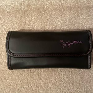 MK Signature Make-up Brush Set